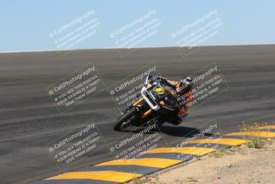 media/Apr-09-2023-SoCal Trackdays (Sun) [[333f347954]]/Bowl Set 1 (1025am)/